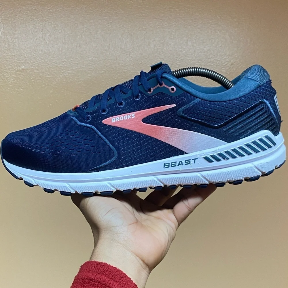 Brooks Beast ‘20 Men's Running Sneakers “Peacoat Midnight Red” Size 12 Wide (2E)
